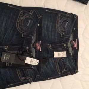 Rerock Express Skinny Jeans, Size 6 available, BN